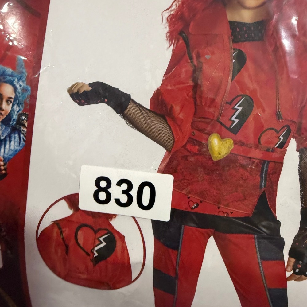 Disney Descendants Rise of Red Deluxe Costume Red Girl Med 7-8 Disguise 166099K - Picture 5 of 14